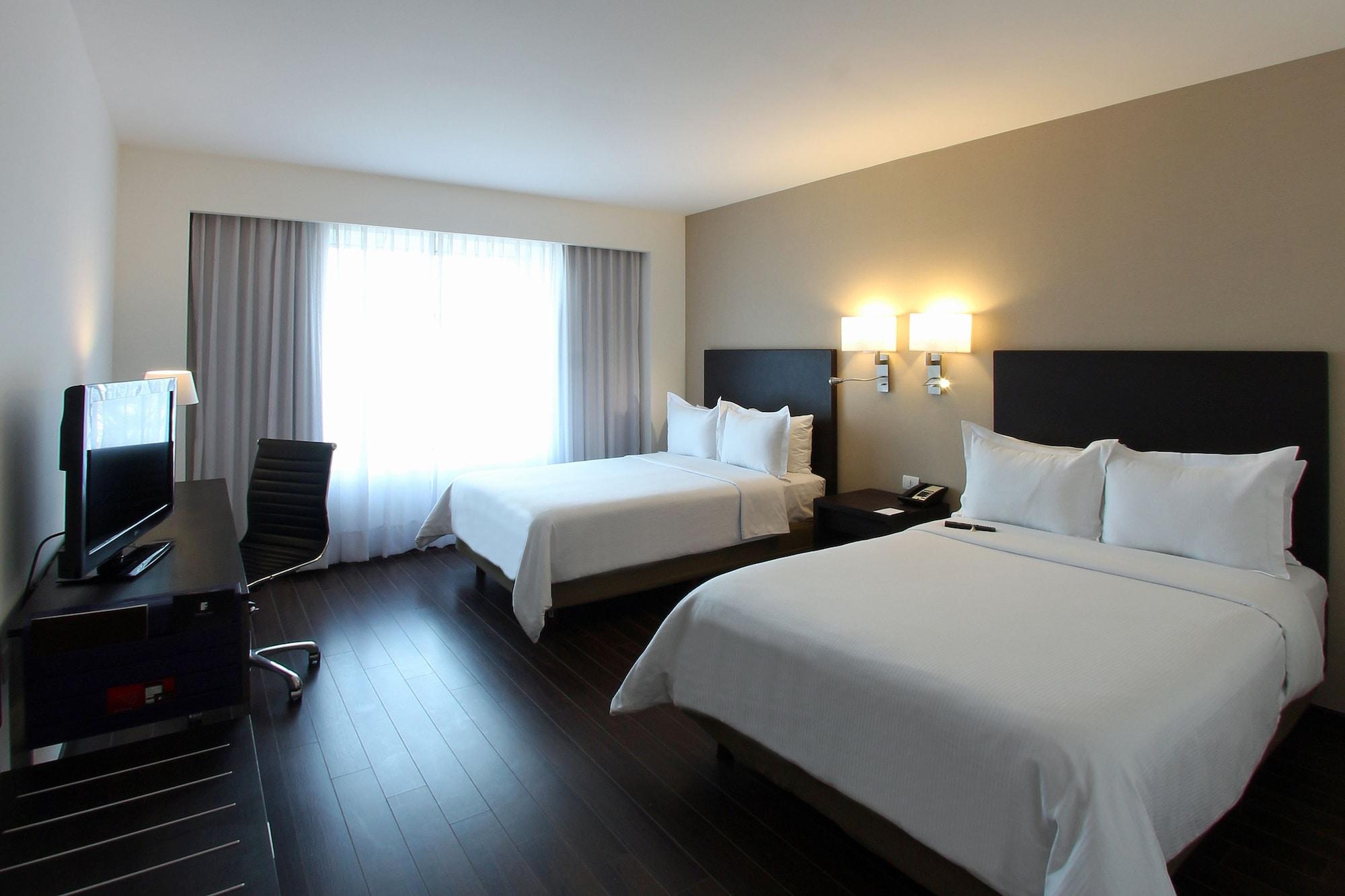 Fiesta Inn Cuautitlan Куаутитлан-Искальи Экстерьер фото