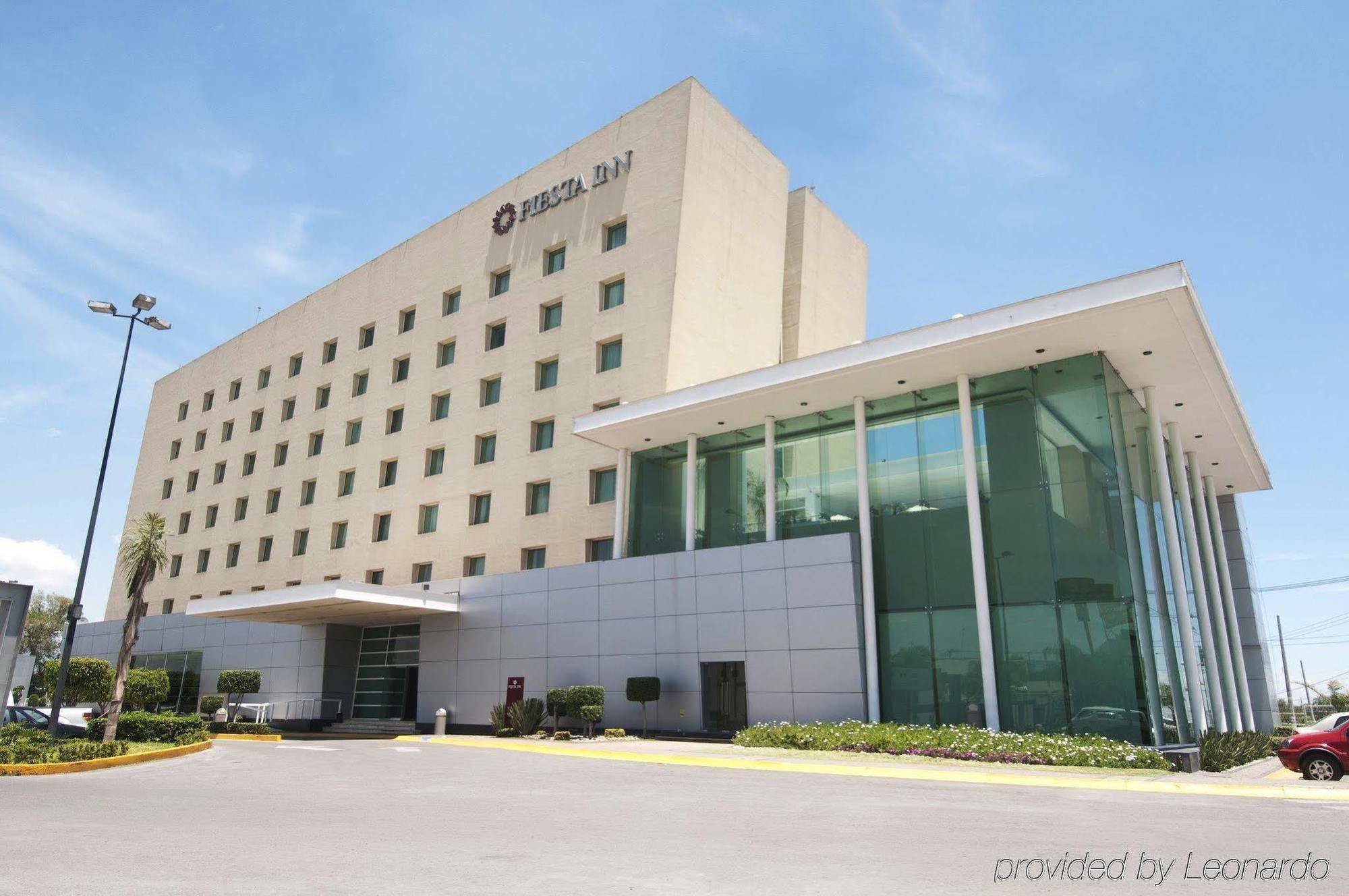 Fiesta Inn Cuautitlan Куаутитлан-Искальи Экстерьер фото