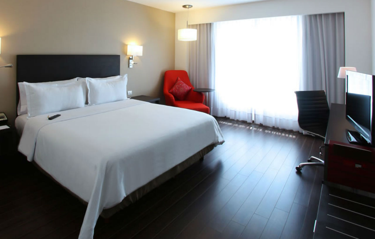 Fiesta Inn Cuautitlan Куаутитлан-Искальи Экстерьер фото